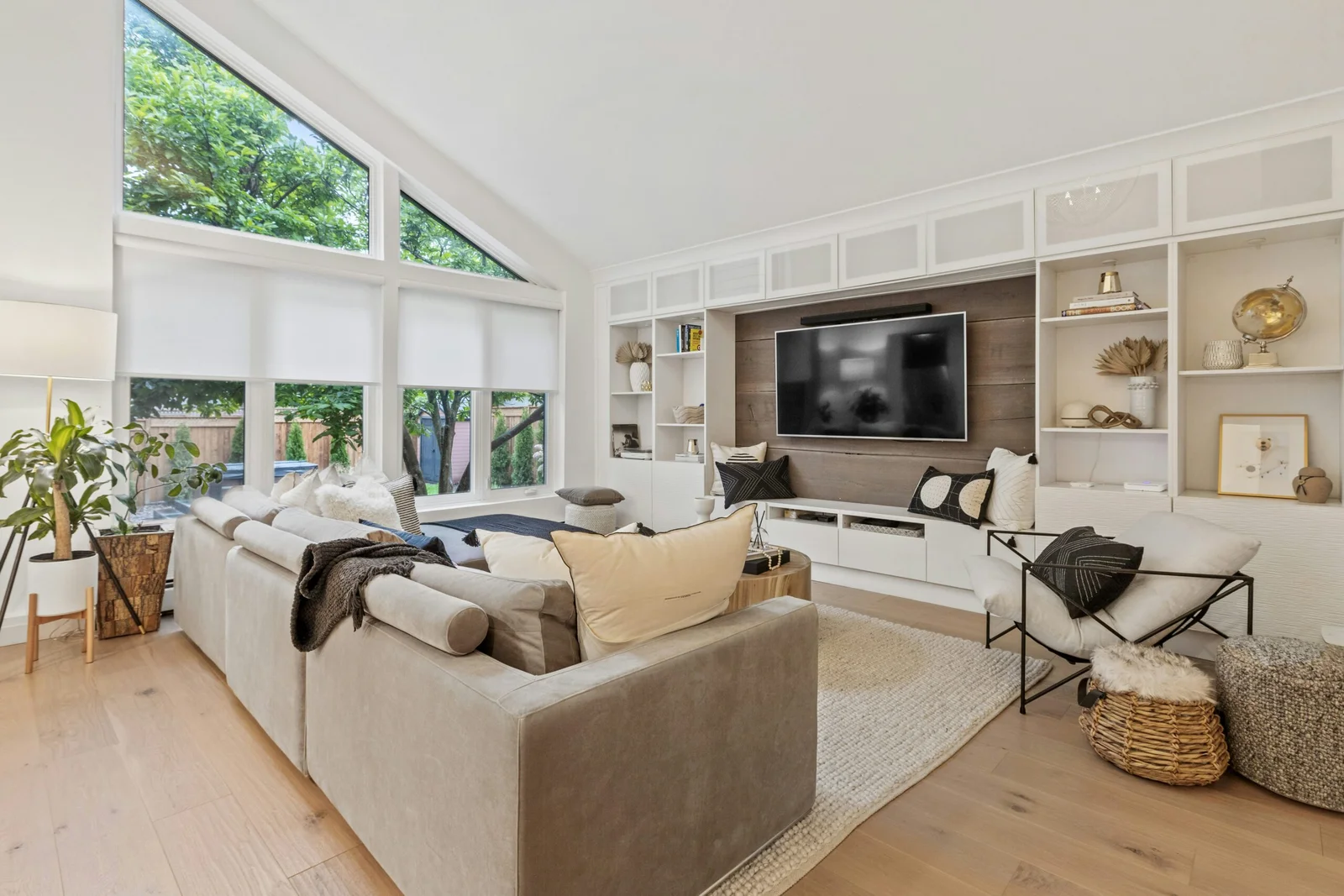 point3d-commercial-imaging-ltd-SepE36FqFTY-unsplash-scaled